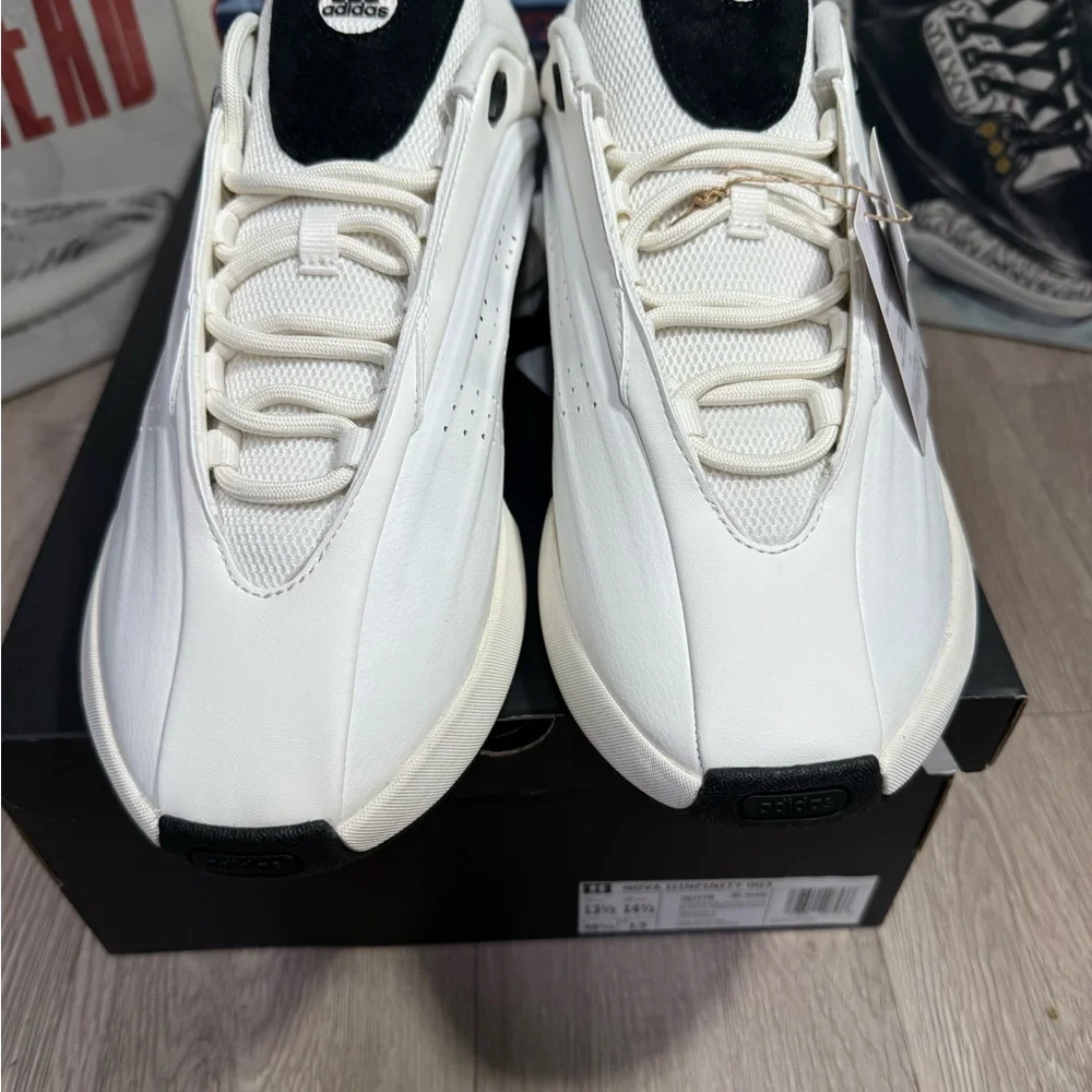 New Adidas Nova IIInfinity White/Blk Basketball Shoe Men Size 13.5, 14.5, 15, 16